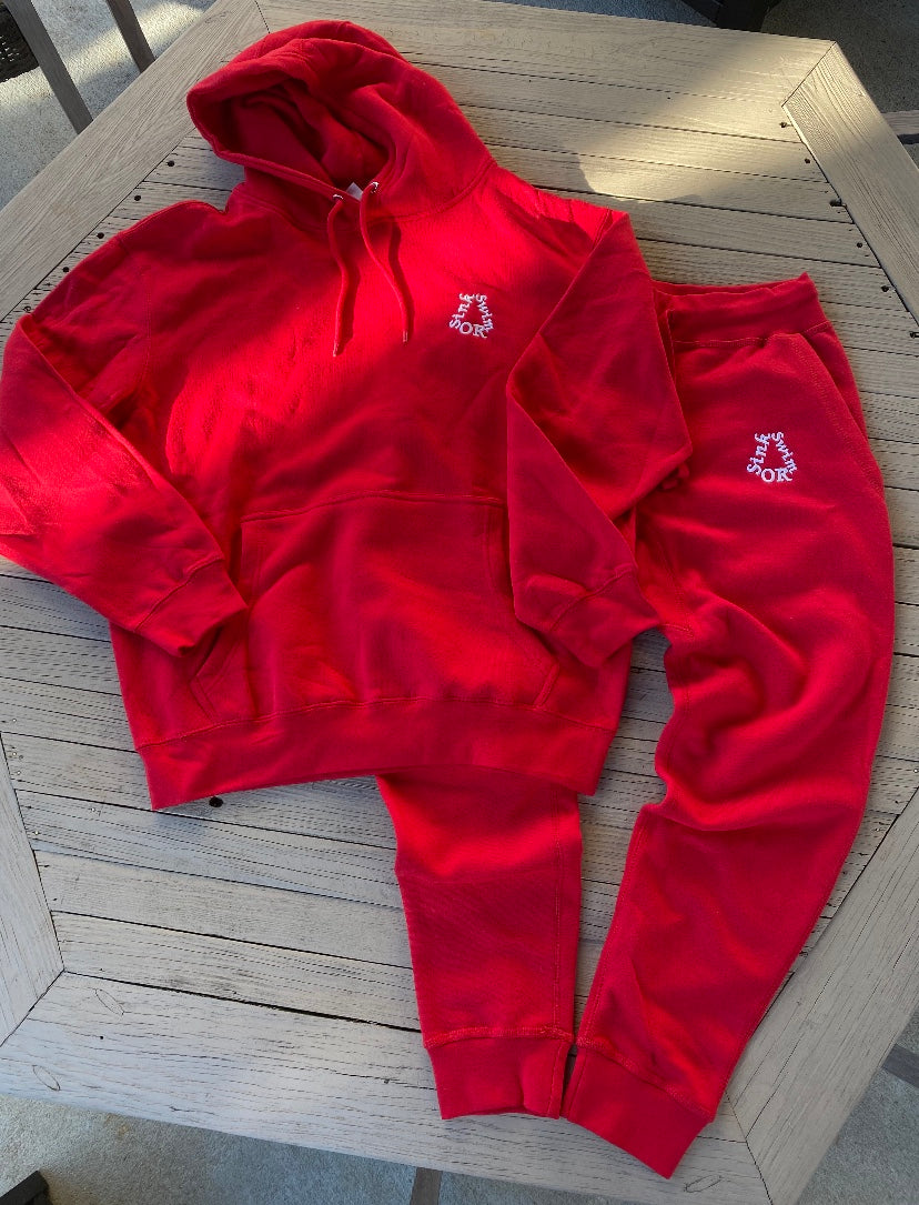 Scarlet rojo sweatsuit